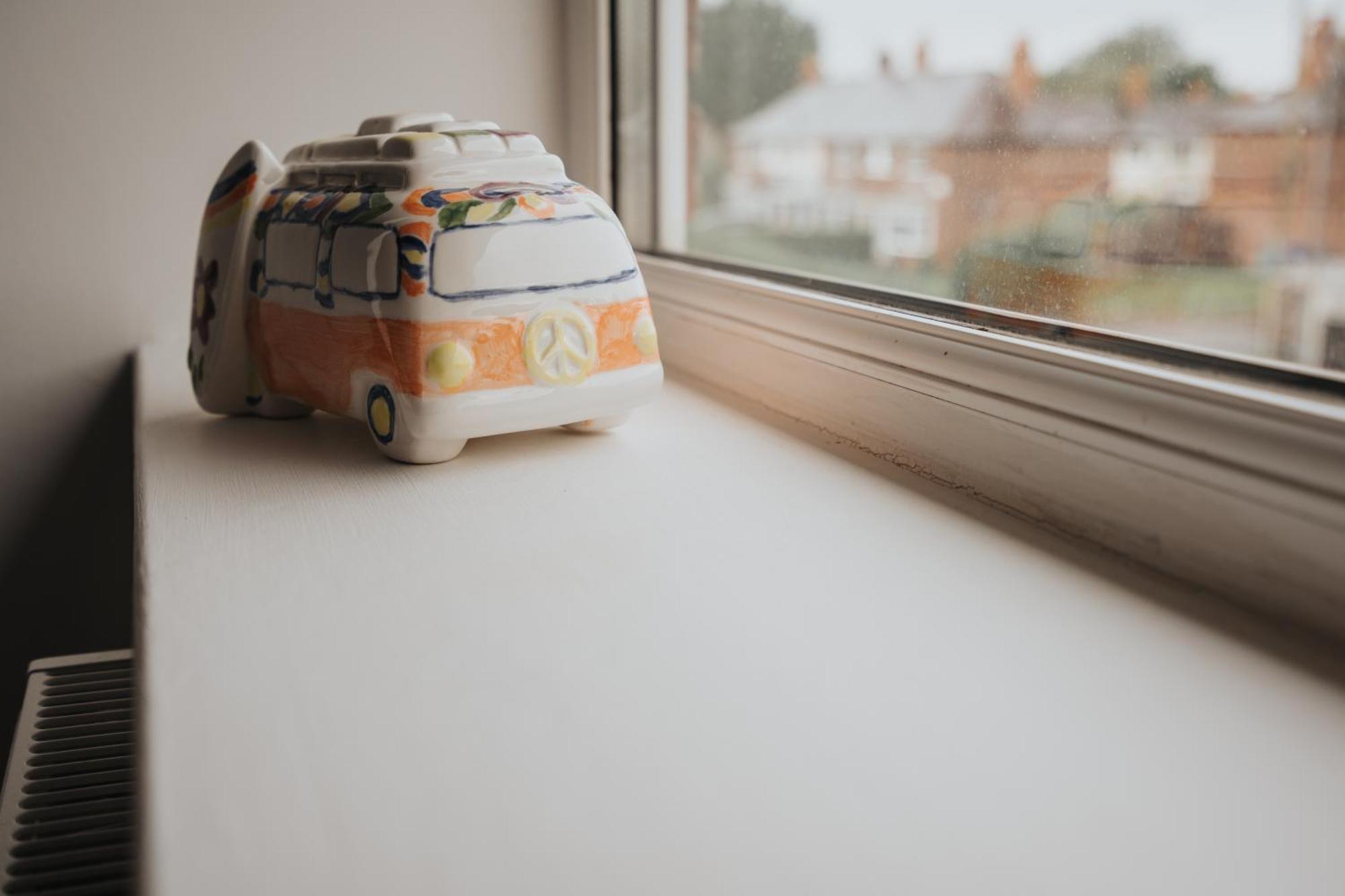 Shawe House - 10 Minute Mcr Airport - Free Parking Villa Wythenshawe Room photo