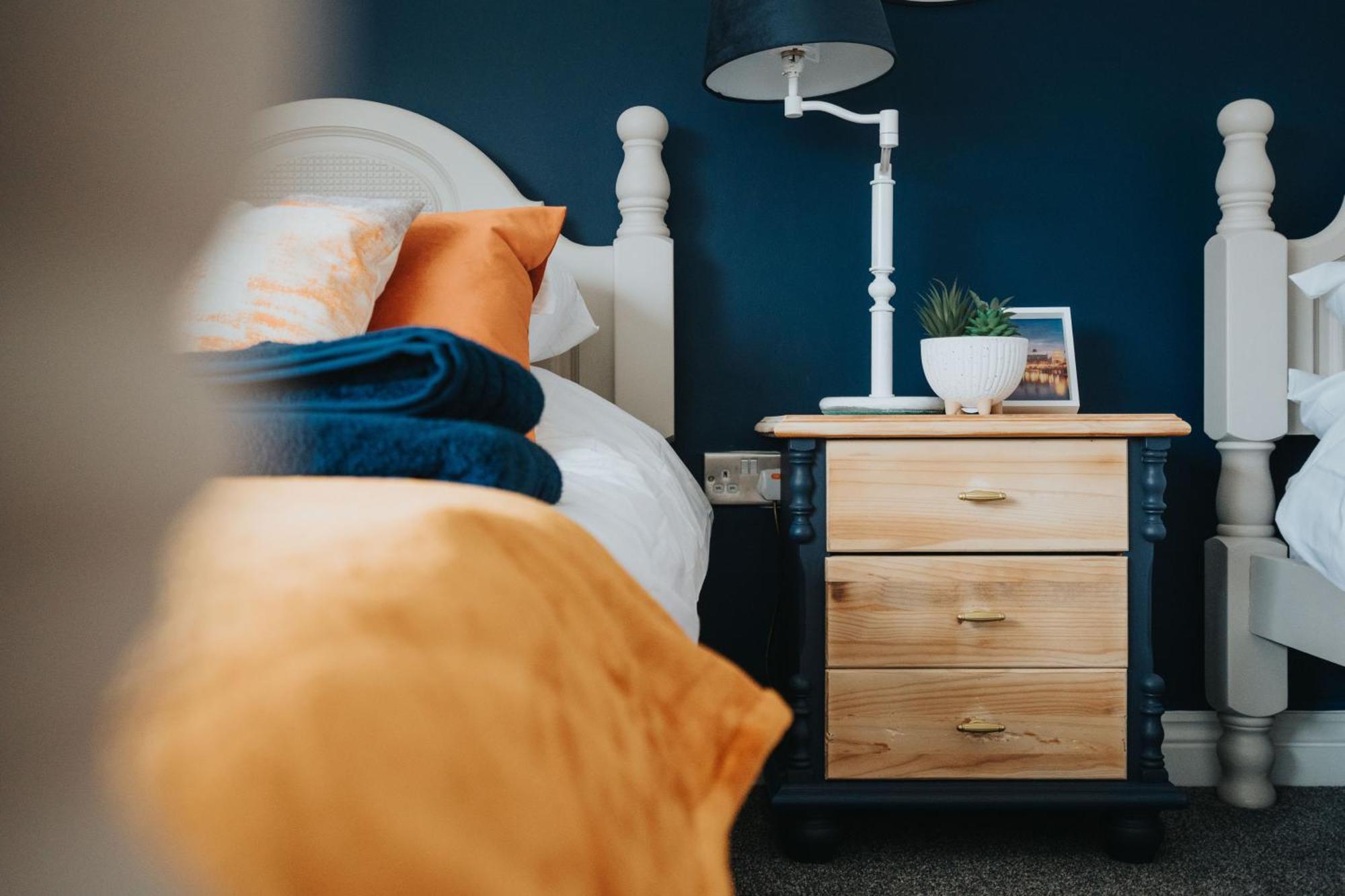 Shawe House - 10 Minute Mcr Airport - Free Parking Villa Wythenshawe Room photo